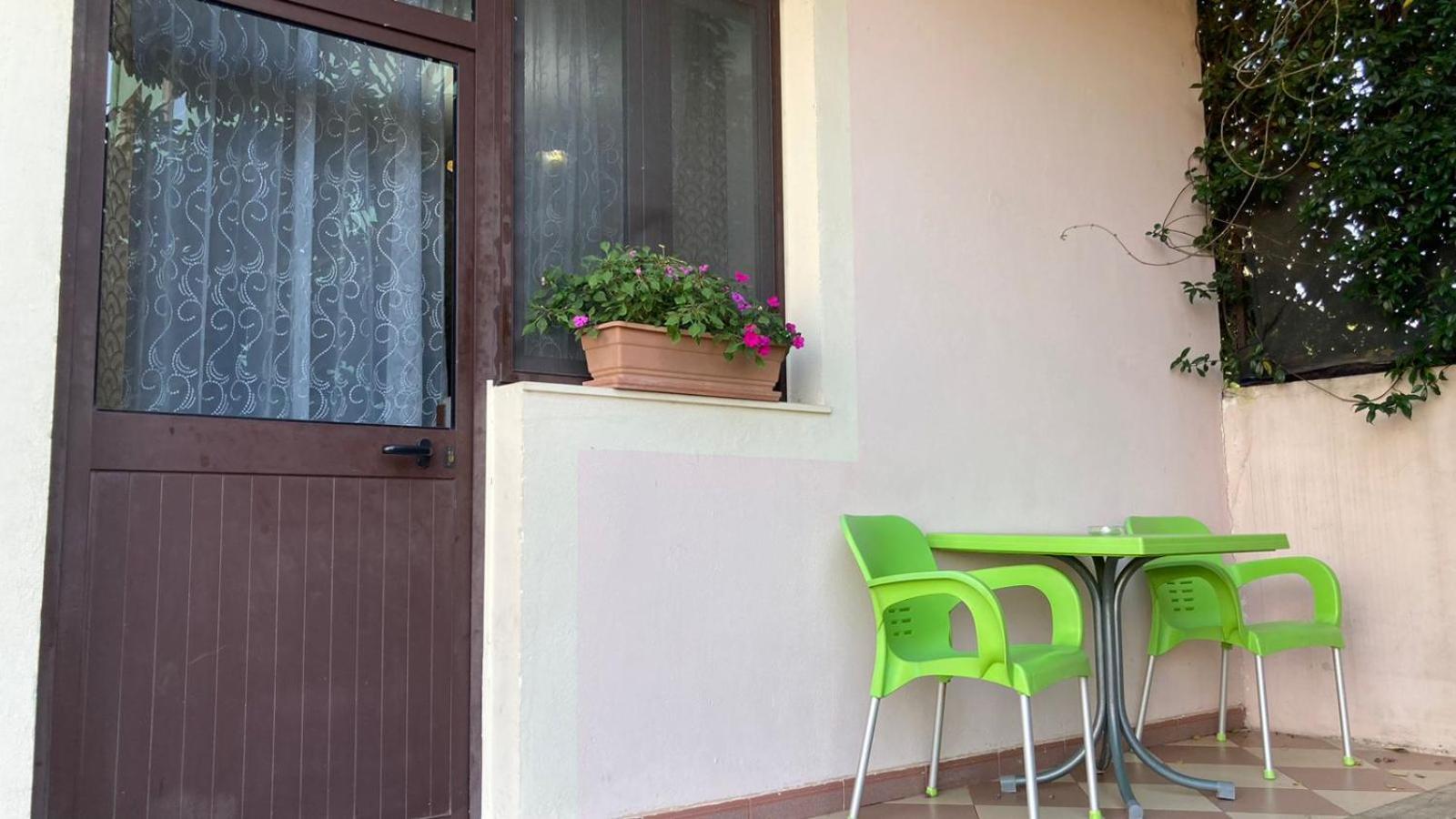 Blissful Hostel Шкодер Екстер'єр фото