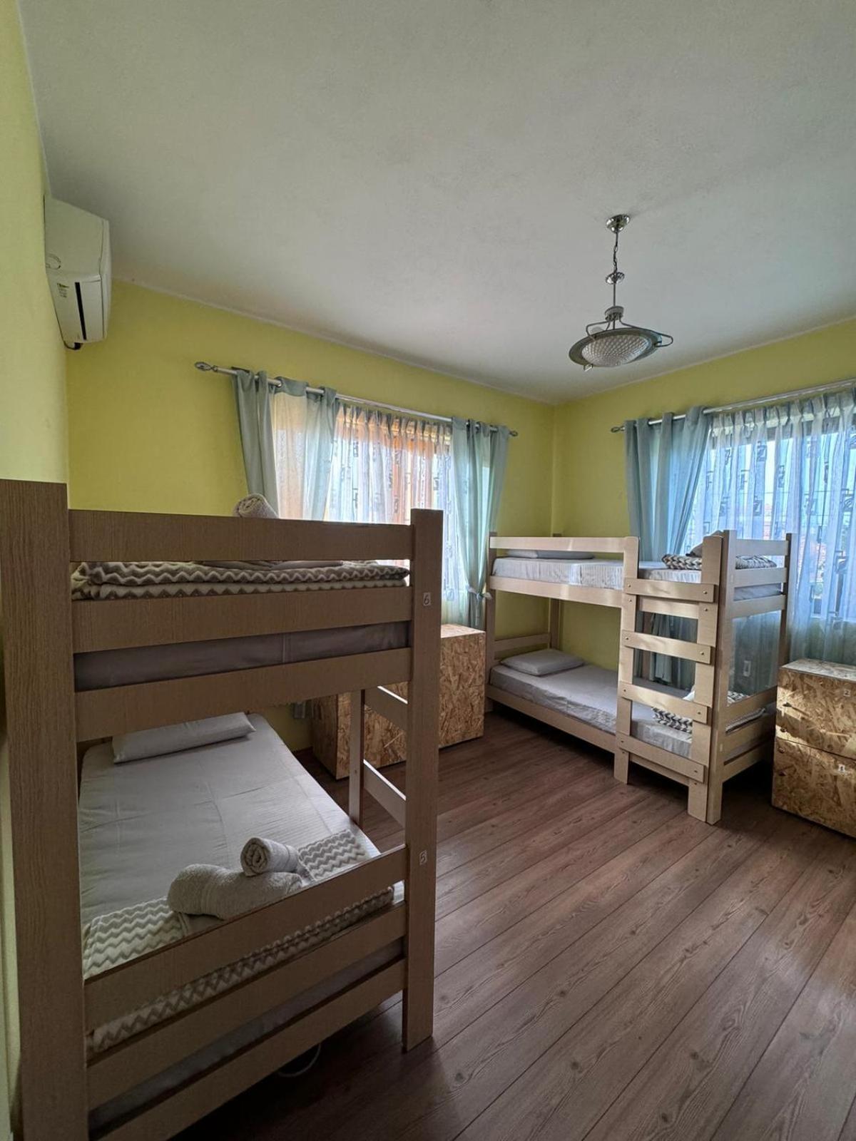 Blissful Hostel Шкодер Екстер'єр фото